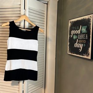 B&W striped sleeveless top NWT
